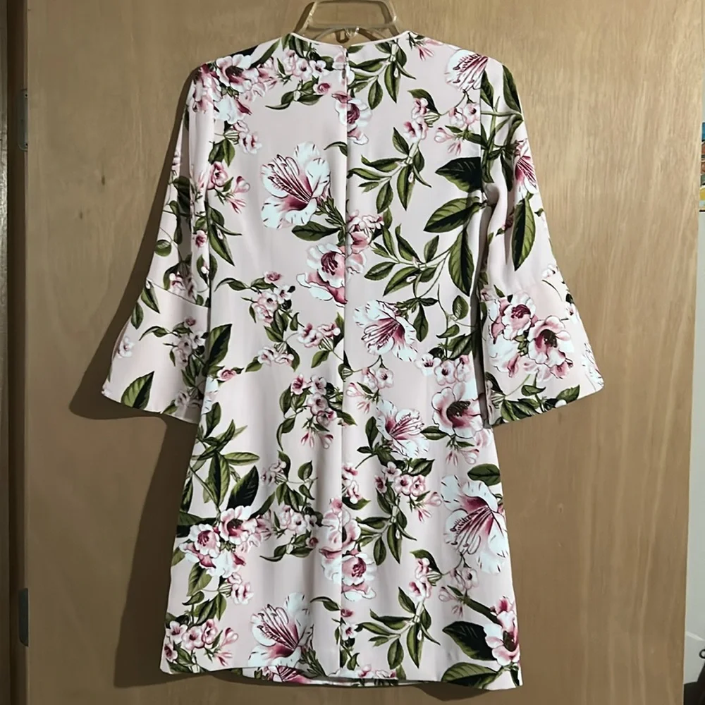 White House Black Market Pink Floral Long Sleeve Dress
